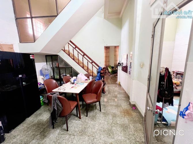 Nhà góc 2 mặt tiền Nguyễn Hồng Ưng và Nguyễn Văn Cừ - 5