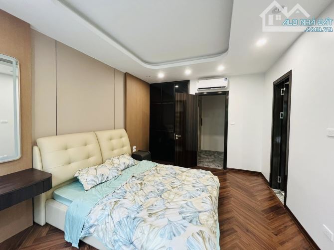 BÁN NHÀ PHÂN LÔ PHỐ TRẦN DUY HƯNG - LÔ GÓC, THANG MÁY, OTO VÀO NHÀ, 48m2*7m*6T, GIÁ 13 TỶ - 5