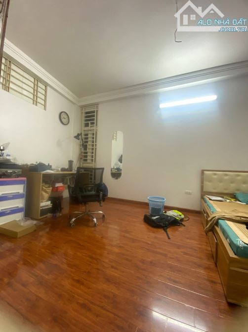 NHÀ ĐẸP VÕ CHÍ CÔNG – 50M RA Ô TÔ – Ở SƯỚNG, VƯỢNG KHÍ – 40m2 X 5 tầng GIÁ CHỈ 6,7 TỶ - 5