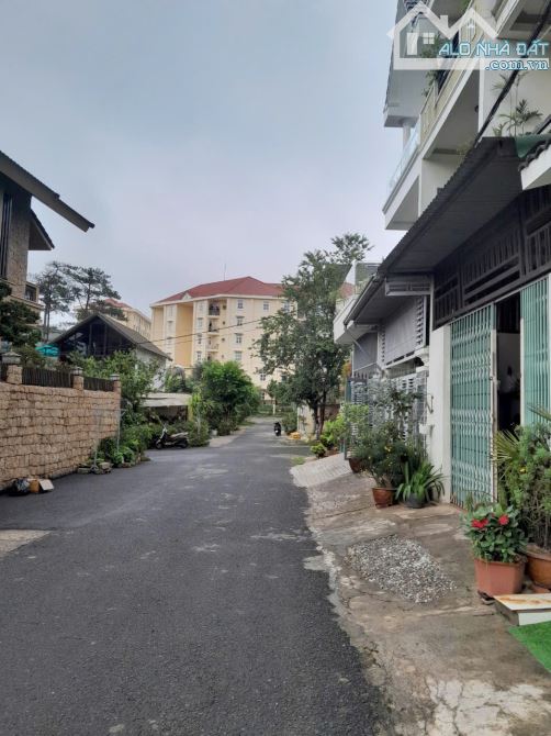 ✨🏡✨ Cần bán Nhà Phố Nhà Mặt Tiền, đường Nguyễn Trung Trực, P.04, Đà Lạt 4 phòng ngủ, 4 W - 5