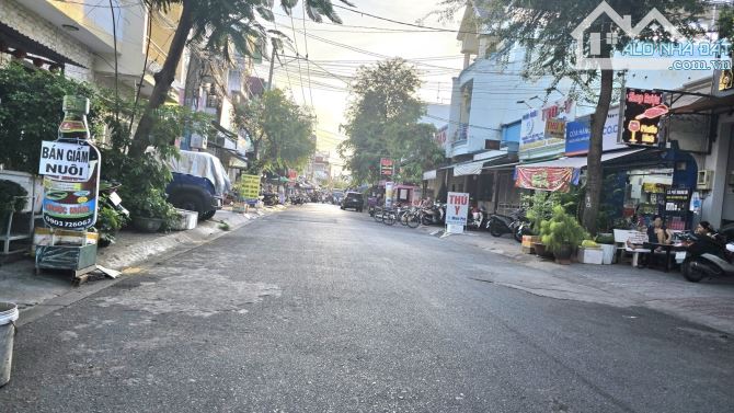 MẶT TIỀN KINH DOANH PHƯỚC BÌNH - NGAY ĐỖ XUÂN HỢP - GLOBAL CITY - 108M2 - 10.x Tỷ - 5