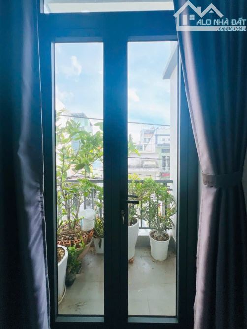 NHÀ LÔ GÓC, SỔ VUÔNG - HẺM 10m KHU ẨM THỰC NGUYỄN NHỮ LÃM - 4.2x15 (65m2) - 7 TỶ - 5