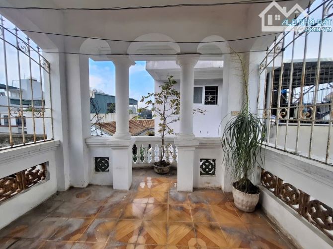 Bán nhà Thanh Xuân - lô góc 3 thoáng, ngõ 3m, KCBT, gần Ngã tư sở - sổ vuông - 5
