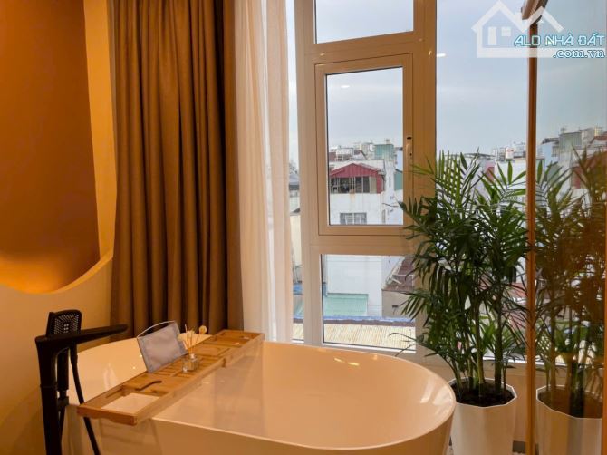 NHÀ TRUNG TÂM HẺM XE HƠI ĐỒNG BỘ - KHÔNG GIAN SỐNG THƯ GIẢN GIỮA LÒNG SÀI GÒN TẤT BẬT - 5