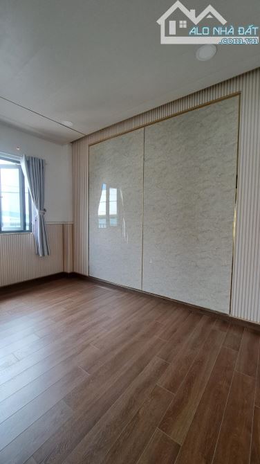 BÁN NHÀ 2 TẦNG 32M² -2 MẶT TIỀN NHÀ RỘNG -QUẬN 12 NGUYỄN VĂN QUÁ-CHỈ 4.2 TỶ. - 5
