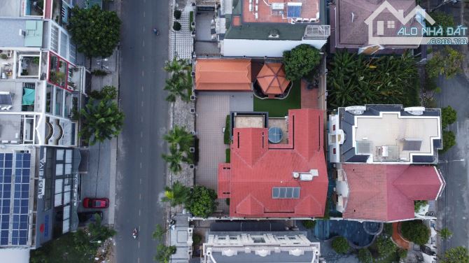 Siêu Biệt Thự Tên Lửa 30x25 / Có Hồ Bơi, Sân Vườn - 5