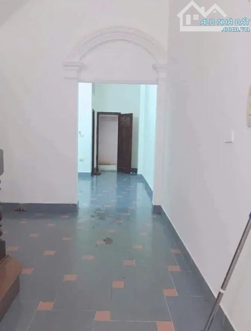 Bán nhà Hoàng Quốc Việt, ô tô tránh, vỉa hè, kinh doanh, 1 nha ra phố, ô tô đỗ cửa vào nhà - 5
