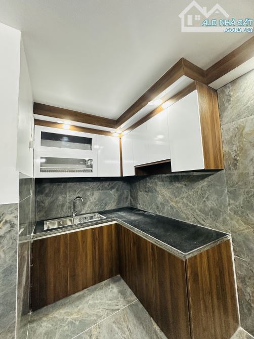 ⭐️1.7 tỷ-ĐỘC LẬP SÂN CỔNG VÂN TRA-AN ĐỒNG-GẦN ĐƯỜNG MÁNG NƯỚC-đường 208 ✔Công năng: 2 phòn - 5