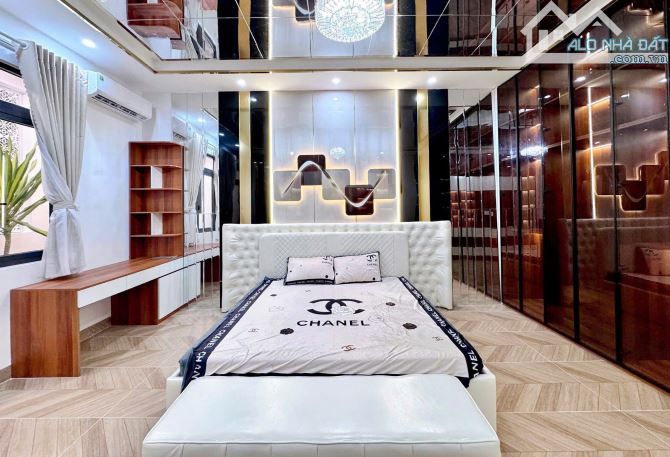 🚨 Chính chủ gửi bán nhà 3 tầng MT Phường 4 - TP Tân An - Long An 82m² - 2.3 tỷ SHR - 6
