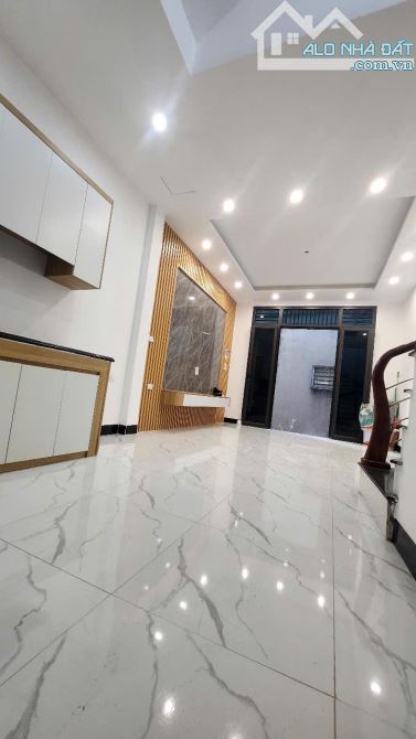 Làng Tó_ Tả Thanh Oai 30m, 5 tầng, 5.15 tỷ - 6