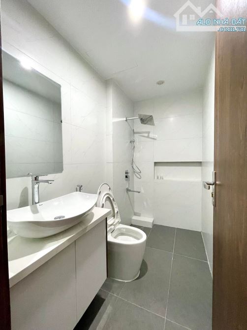 BÁN NHÀ 4 TẦNG NGÕ PHỐ NGÔ QUYỀN - TP HẢI DƯƠNG - 5