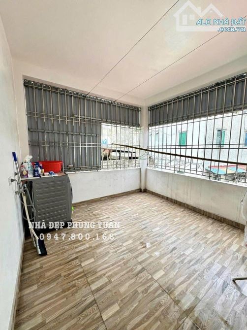P Tuấn... Nhà 193 Văn Cao DÂN XÂY ĐỘC LẬP Chỉ việc sách vali về ở• OTO đỗ cửa - 6