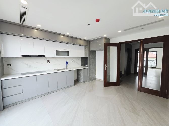 Siêu phẩm nhà 65m2 x 7 tầng xây mới Hoàng Quốc Việt, Nghĩa Tân, ngõ thông ô tô, vỉa hè. - 6