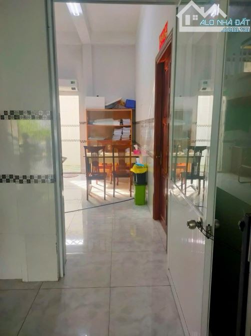 Bán cặp nhà đường D6 KDC Hồng Loan 2 căn riêng biệt 2 sổ dt 5x16 sau lưng hãng xe lớn - 6