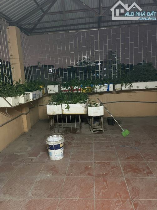 Cho thuê nhà nguyên căn làm Vp đường Tân Xuân, DT 60m2 x 3,5 tầng, giá 15 triệu/tháng - 6