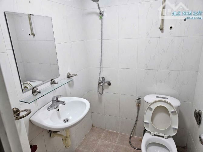 Cho thuê Tòa nhà Văn phòng đường Nguyễn Tuân, DT 75m2, 7 tầng, thang máy, mặt tiền 5m. - 6