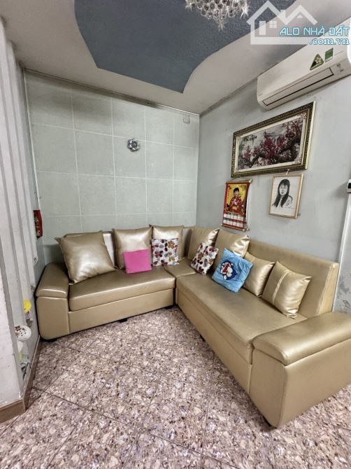Bán nhà mặt tiền kinh doanh - Bình Thạnh - 92m2 - nở hậu - 4 tầng - 6