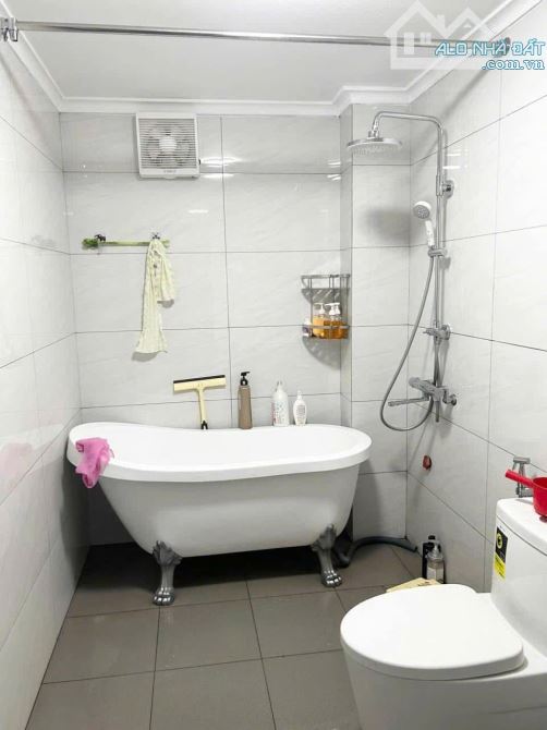 MẶT NGÕ TRẦN QUỐC VƯỢNG CẦU GIẤY THÔNG KINH DOANH - Ô TÔ - THANG MÁY 100M 5 TẦNG 29,5 TỶ. - 6