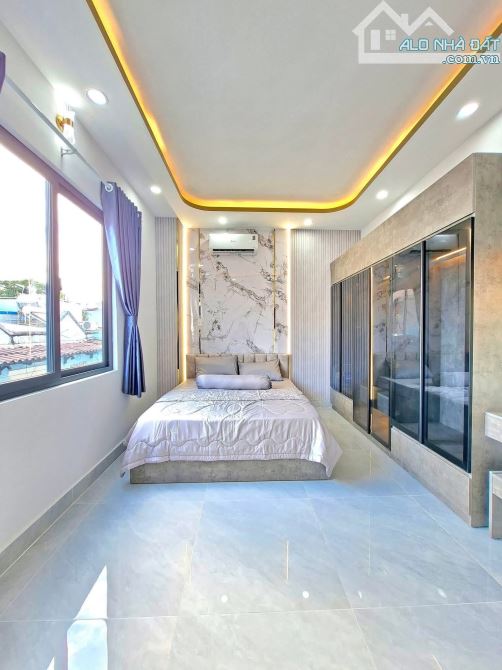 Căn nhà đẹp siêu rộng ngay Phạm Văn Hai, Tân Bình. Giá: 3 Tỷ 290 / 70m2. SHR, hẻm thông - 6