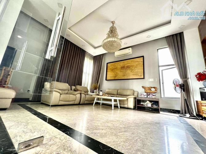 BÁN SIÊU BIỆT THỰ THẠNH LỘC, QUẬN 12, VIEW SÔNG SÀI GÒN, 600M2. - 6
