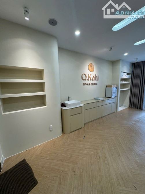 Bán nhà riêng đường 3 tháng 2. P11. Q10 DT: 3,65x13m - CN: 45.6m2 - 3 lầu mới - 6