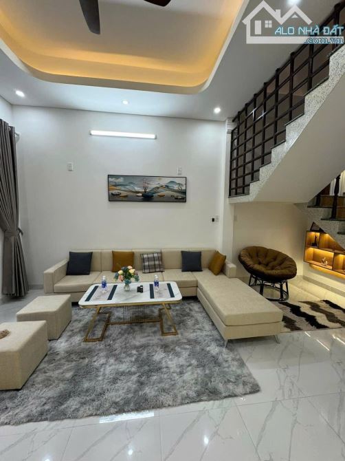 🔥 Nhà 2 tầng kiệt K63/.. Phạm Văn Nghị   -  dt:73m dtxd: 146m ngang:4,7m nở hậu 5m - 6