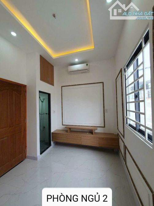 Bán nhà mini house xinh thông minh, 3 tầng Trần Quý Cáp, DT 40m2 có 2.7 tỷ, 60 triệu/m2 - 6