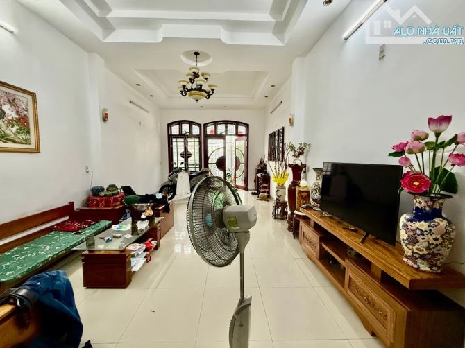 Nhà đẹp 3 tầng kiệt vip Núi Thành, 5.5m – Cách đường 30m, khu sống yên tĩnh hiếm có - 6