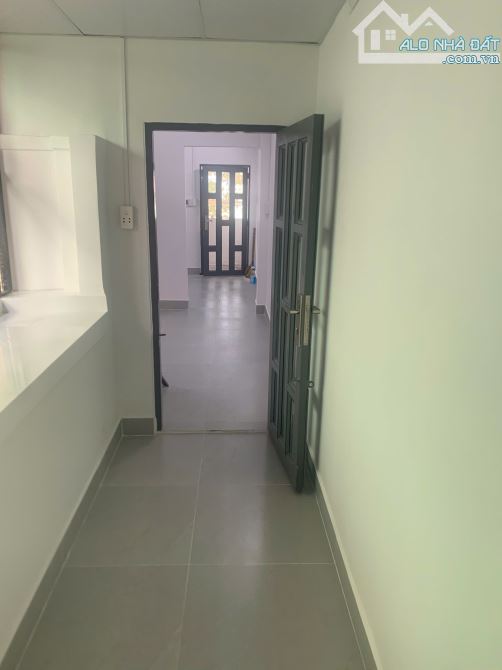 Cho thuê căn hộ yên tĩnh trung tâm Q5 – 64m2, mới tân trang, có tầng lửng 40m2, vào ở ngay - 6
