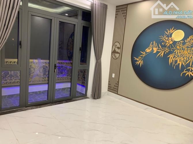 Nhà Bình Tân 5 tầng, 4x15, xe hơi tới cửa – Ngay Khu Tên Lửa, chỉ hơn 6 tỷ - 7