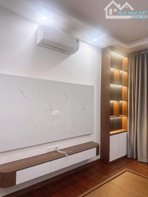 NHÀ 5 TẦNG, GẦN TRƯỜNG CHUYÊN NGUYỄN HUỆ - HÀ ĐÔNG, ĐT 30M2, MT 3.4M, GIÁ 6.7 TỶ - 7