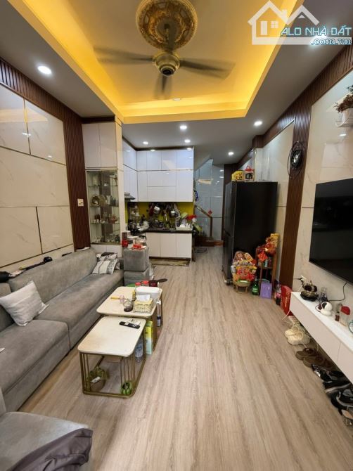 ✨ NHÀ ĐẸP GIÁ TỐT TRUNG TÂM Q11 ✨ 📍 Lê Thị Bạch Cát – Hẻm ba gác, cách đường 8m chỉ 20m. - 7
