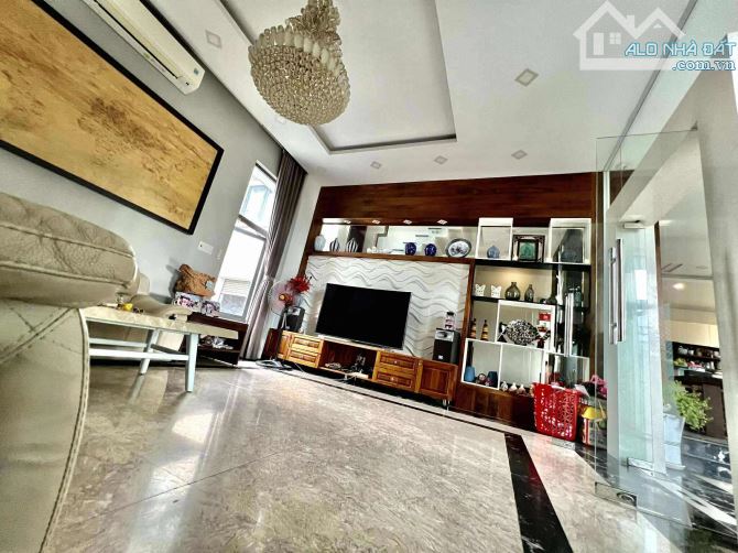 BÁN SIÊU BIỆT THỰ THẠNH LỘC, QUẬN 12, VIEW SÔNG SÀI GÒN, 600M2. - 7