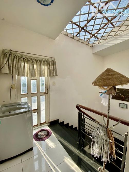 MẶT TIỀN 4 TẦNG ĐÚC TÂN CHÁNH HIỆP QUẬN 12 GIÁ RẺ 7.2 TỶ  DIỆN TÍCH 100m2 ( 5 x 20 ) - 7