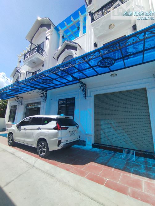 Biệt thự mini 70m2 độc lập 3 tầng ôtô đỗ cửa 24/7 tại An Đồng