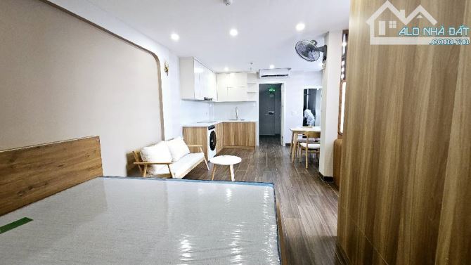 Tạ Quang Bửu -PHÂN LÔ LÔ GÓC - Ô TÔ TRÁNH - KINH DOANH - THANG MÁY NHẬP - CH HOMESTAY DÒNG - 7