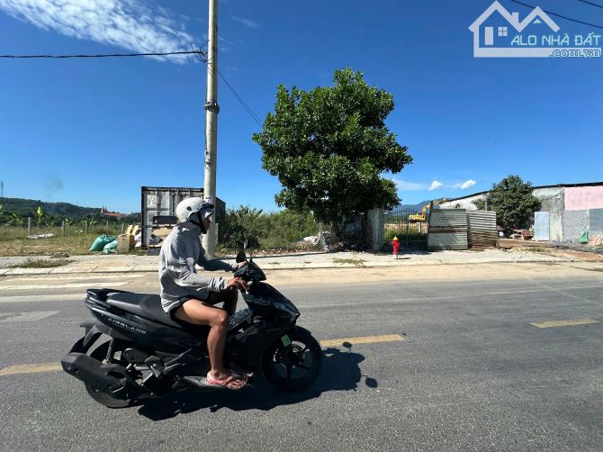 📌📌📌LÀM VIỆC TRỰC TIẾP GIÁ TỐT !!!Bán lô đường 10m5 hòa sơn - 7