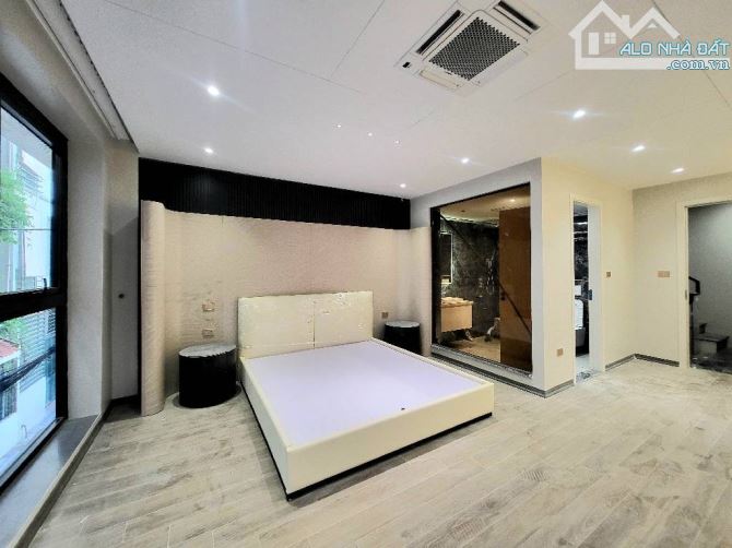 SIÊU PHẨM NGỌC THUỴ 55M2 - 8TẦNG THANG MÁY - GARA 2 OTO -NỘI THẤT SANG TRỌNG ĐẲNG CẤP 5SAO - 7