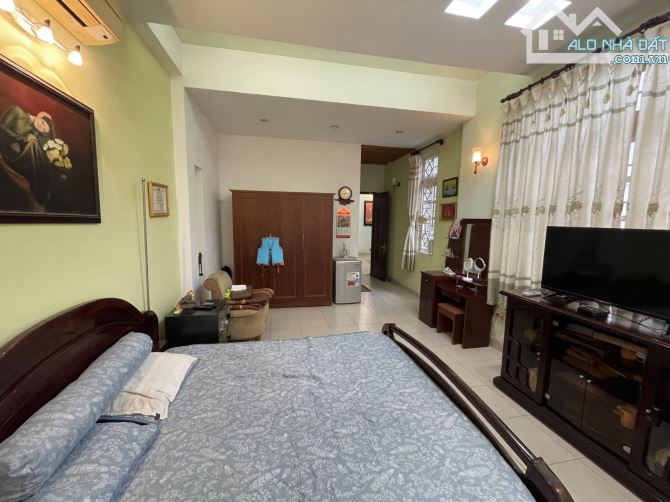 Tạ Quang Bửu quận 8 120m2 3 tầng giá chỉ 24 tỷ - 7