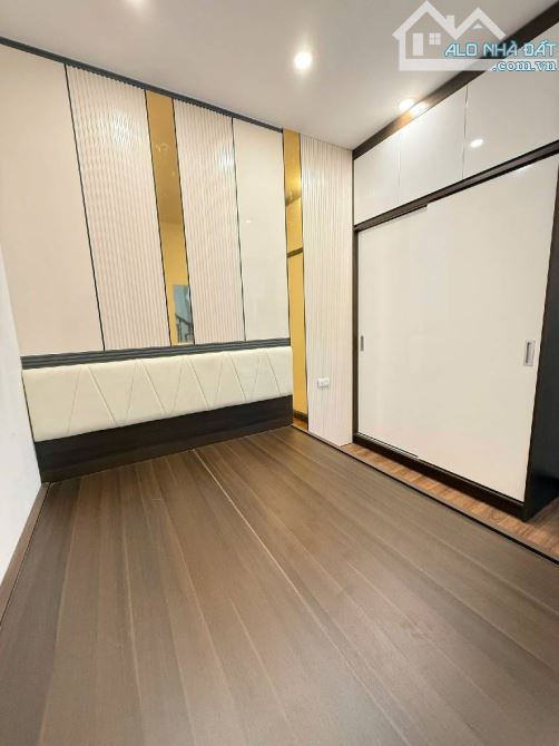 nhà Yên Hòa - Cầu Giấy 30.5m2 - 5 tầng - Mặt tiền 5m - 8.35 tỷ - 7