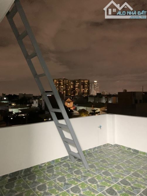 Nhà Bình Tân 5 tầng, 4x15, xe hơi tới cửa – Ngay Khu Tên Lửa, chỉ hơn 6 tỷ - 8