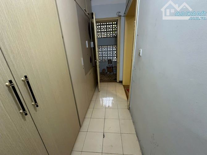 Cho thuê tập thể tầng 4 phố Lê Thánh Tông, gần nhà Hát Lớn - 8