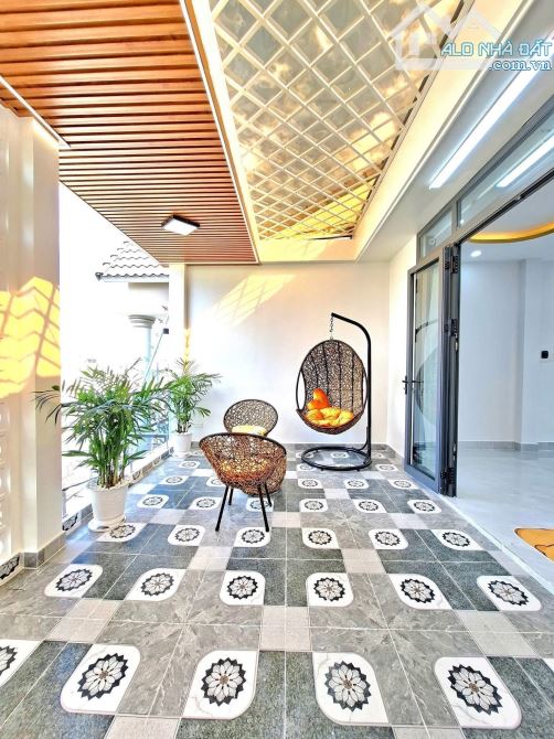 Căn nhà đẹp siêu rộng ngay Phạm Văn Hai, Tân Bình. Giá: 3 Tỷ 290 / 70m2. SHR, hẻm thông - 8