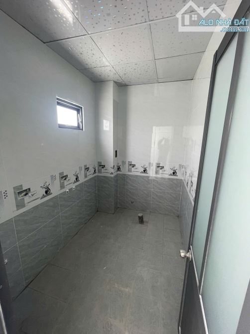 HẠ GIÁ 100 TRIỆU BÁN GẤP CĂN NHÀ  KHU VỰC TÂN UYÊN -UYÊN HƯNG ĐỂ GIA ĐÌNH VỀ QUÊ - 8