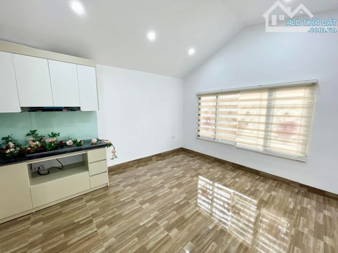 Pháo Đài Láng – Đống Đa  - 35m² – 6 Tầng Thang Máy – Giá từ 8.85 Tỷ - 8