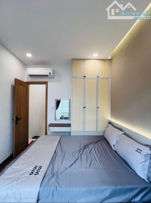 🏡 Nhà Đẹp Giá Rẻ — Hẻm Rộng 4 Mét — Bùi Văn Ba Quận 7 🏡 - 8