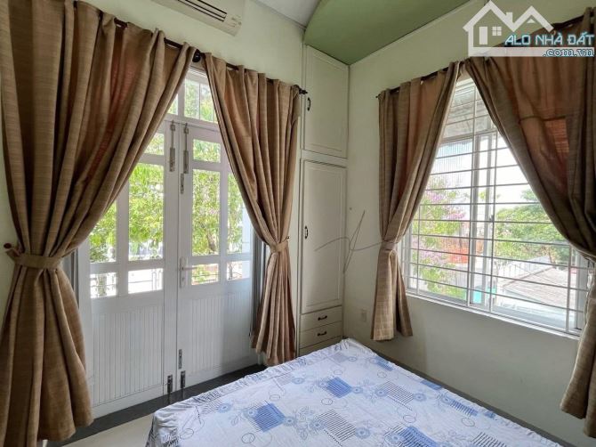 Bán Biệt Thự Đã Hoàn Công, Ngay Công Viên Bờ Kè Thành Phố Bà Rịa, Giá tốt 12 tỷ - 8