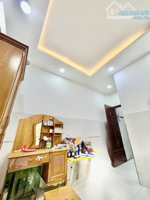 🏠👉SIÊU PHẨM NHÀ ĐẸP  HẺM 8M   MÃ LÒ NƠI KD  ĐẮC ĐỊA GIÁ CHỈ 6.X T - 9