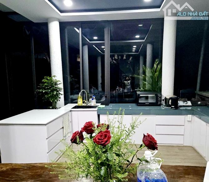Bán BIỆ THỰ nghỉ dưỡng trung tâm TRƯỜNG THỌ THỦ ĐỨC DT 705m2 Giá 57 Tỷ - 9