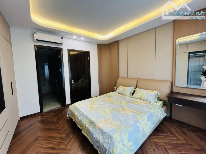 BÁN NHÀ PHÂN LÔ PHỐ TRẦN DUY HƯNG - LÔ GÓC, THANG MÁY, OTO VÀO NHÀ, 48m2*7m*6T, GIÁ 13 TỶ - 9